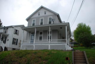 137 1st St, Everett, PA 15537-1267