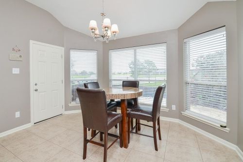 9111 Bonbrook Bnd Ln, Richmond TX 77469-4730 exterior