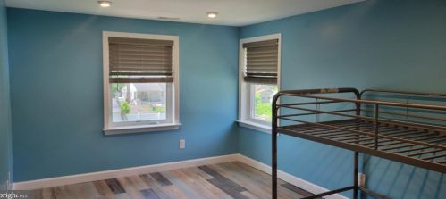 1859 Manhassett Ave, West Deptford NJ 08096-4307 exterior