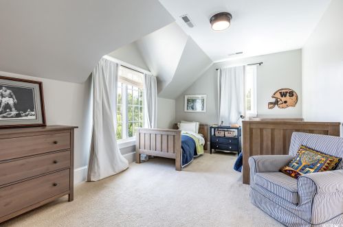 1918 Siesta Dr, Sandy UT 84093-6139 exterior