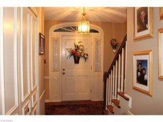 609 Lindford Dr, Cleveland OH  44140-1975 exterior