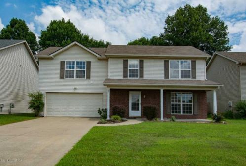 6505 Harrogate Rd, Louisville, KY 40229-1488