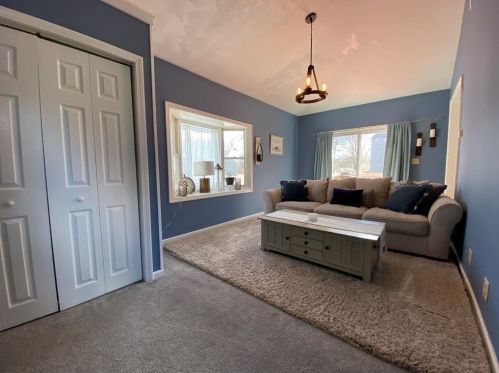 16 Dyer Ave, Whitman MA 02382-2408 exterior