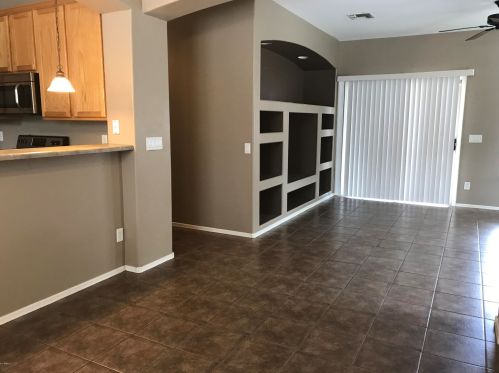 1522 Beverly Rd, Phoenix AZ  85042-6738 exterior