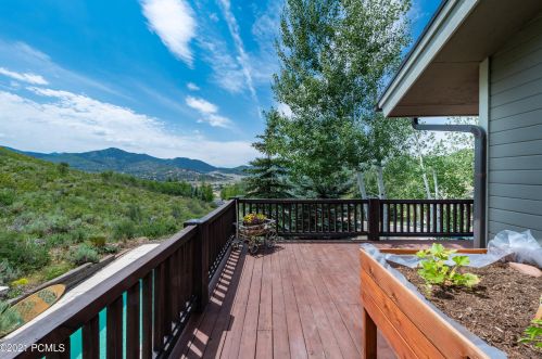 8772 Daybreaker Dr, Park City UT 84098-5881 exterior