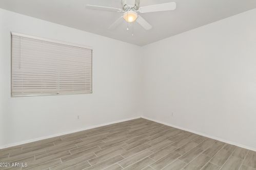 1338 Angela Dr, Phoenix AZ 85032-2348 exterior