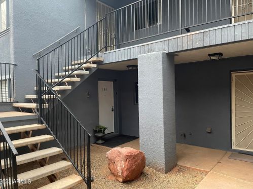 1808 32nd St, Phoenix AZ 85008-3867 exterior