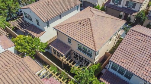 32 Larkfield, Irvine CA 92620-2140 exterior