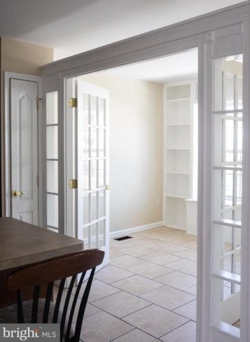 11 Highgrove Ct, West Deptford NJ 08086-3814 exterior