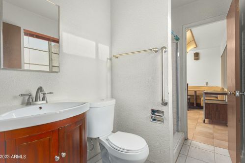 6738 33rd Ave, Phoenix AZ 85041-7416 exterior