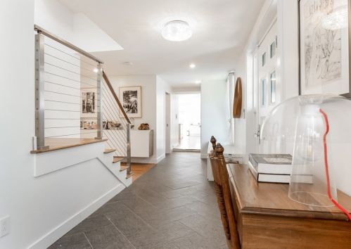 24 Evergreen Ave, Newton MA  02466-1703 exterior