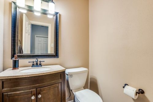 2709 Oakland Hl Dr, Plano TX 75025-6448 exterior