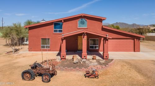 906 Carlise Rd, Phoenix, AZ 85086-9389