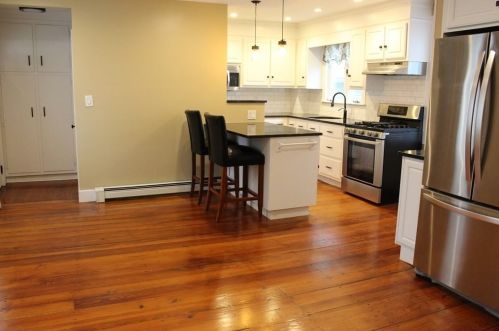 368 Elm St, West Bridgewater MA 02379-1158 exterior