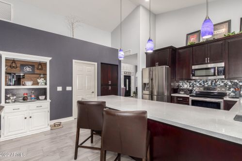 16202 33 Pl, Phoenix AZ 85032-3110 exterior