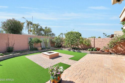 901 Beck Ln, Phoenix AZ  85022-3505 exterior