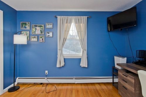 85 Chestnut Ln, Agawam MA 01001-3509 exterior