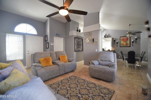 1932 Alta Vista Rd, Phoenix AZ 85041-5443 exterior