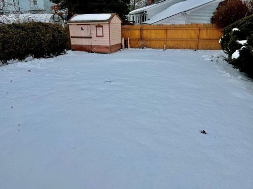 1083 Phillips Rd, New Bedford MA 02745-1716 exterior