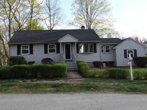 34 Roseen Ave, Weymouth, MA 02188-1421