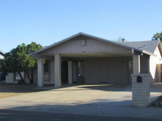 7723 Mackenzie Dr, Phoenix, AZ 85033-3025