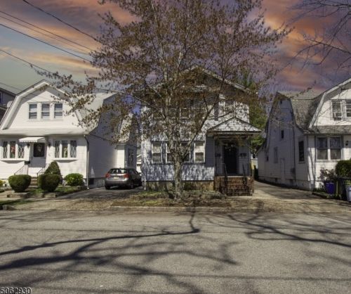 52 Little St, Belleville, NJ 07109-3214