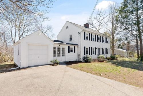 68 Conant St, Beverly, MA 01915-1645