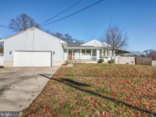 1403 Red Bank Ave, West Deptford NJ  08086-3013 exterior