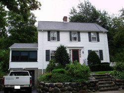 614 Grove St, Newton, MA 02462-1317
