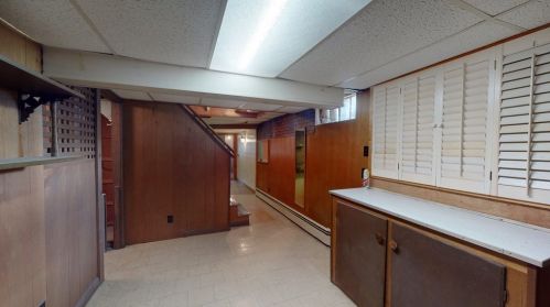 471 Main St, East Bridgewater MA 02324-1476 exterior