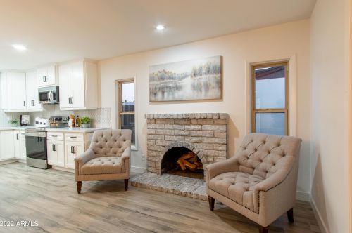 3808 Acoma Dr, Phoenix AZ 85032-4759 exterior