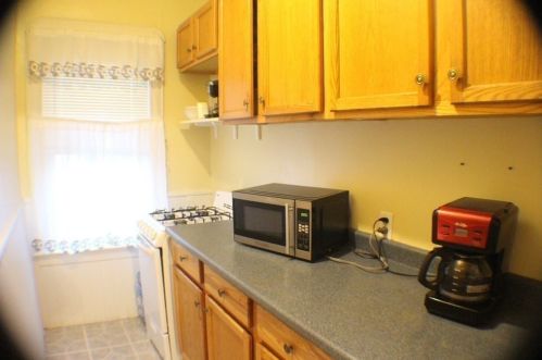 563 Whipple St, Fall River MA 02724-3433 exterior