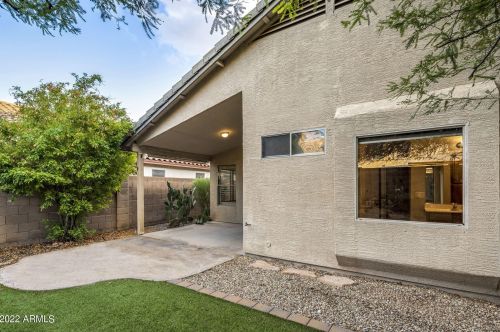 2440 Blue Sky Dr, Phoenix AZ  85085-4761 exterior