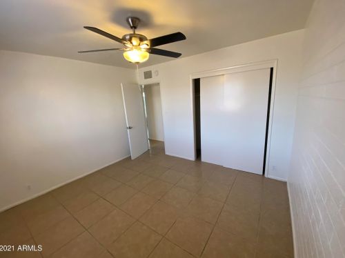 1915 Chipman Rd, Phoenix AZ 85040-2632 exterior