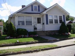 86 Tolman St, Newton, MA 02465-1020