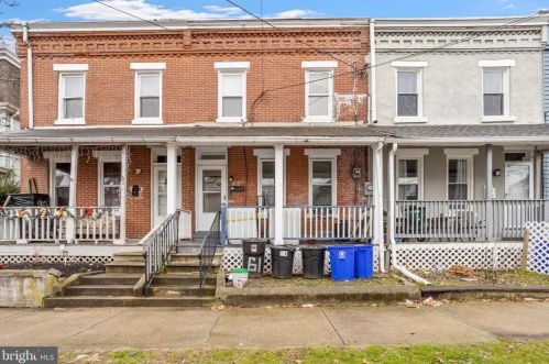 61 Hopkins St, West Deptford NJ  08096-2438 exterior