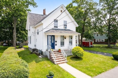 53 Cedar St, Taunton MA 02780-3131 exterior