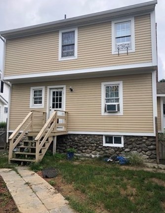 37 Ascadilla Rd, Worcester MA 01606-1506 exterior