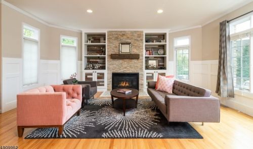 6 Francesca Ct, East Hanover, NJ 07936-3589