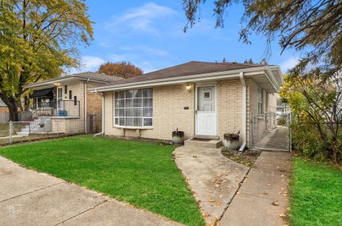 6714 41st St, Forest View, IL 60402-4160