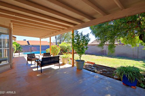 20802 16 Dr, Phoenix AZ 85015-2017 exterior