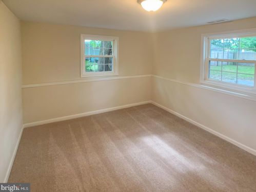 102 Marion Ave, West Deptford NJ 08093-2029 exterior