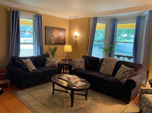 244 Pleasant St, Arlington MA  02476-8134 exterior