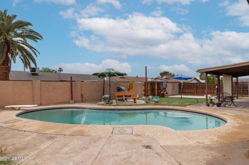 7208 41st Ave, Phoenix AZ  85051-8101 exterior