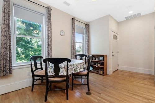 47 Washington St, Newton MA 02458-1450 exterior