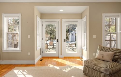 120 Pleasant St, Newton MA 02459-1810 exterior