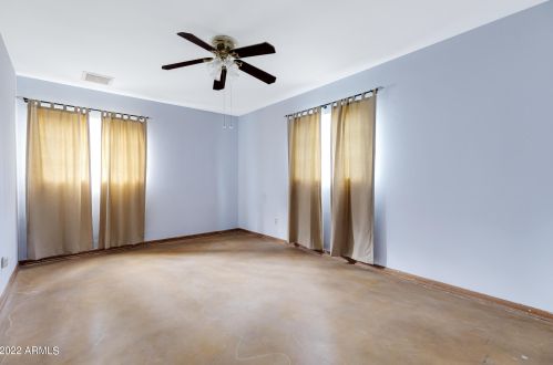 4122 Edgemont Ave, Phoenix AZ 85035-1715 exterior