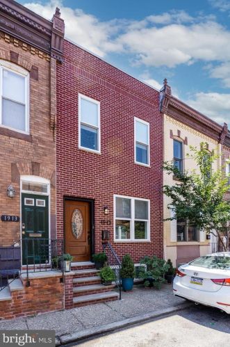 1915 Bouvier St, Philadelphia, PA 19145-2907