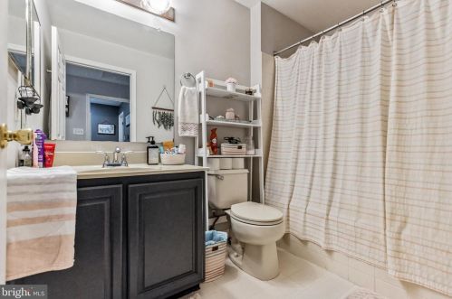 2405 Beacon Hl Dr, Erial NJ 08081-1106 exterior