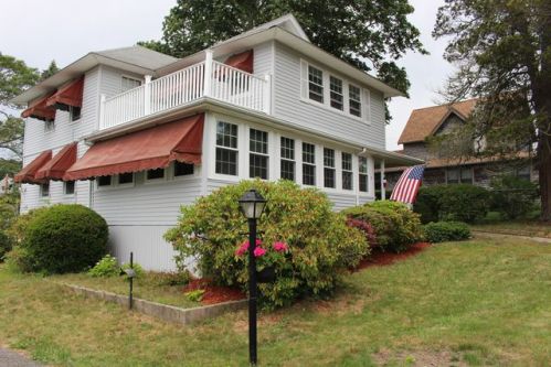19 Maple St, Wareham, MA 02571-2090
